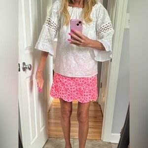Lilly Pulitzer laurennie top, off shoulder, well made stunning lace